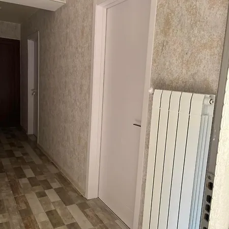 Მაკას Სასტუმრო Apartment Chiatura Exterior photo