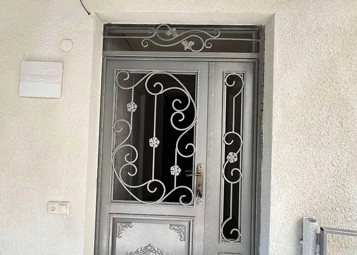Მაკას Სასტუმრო